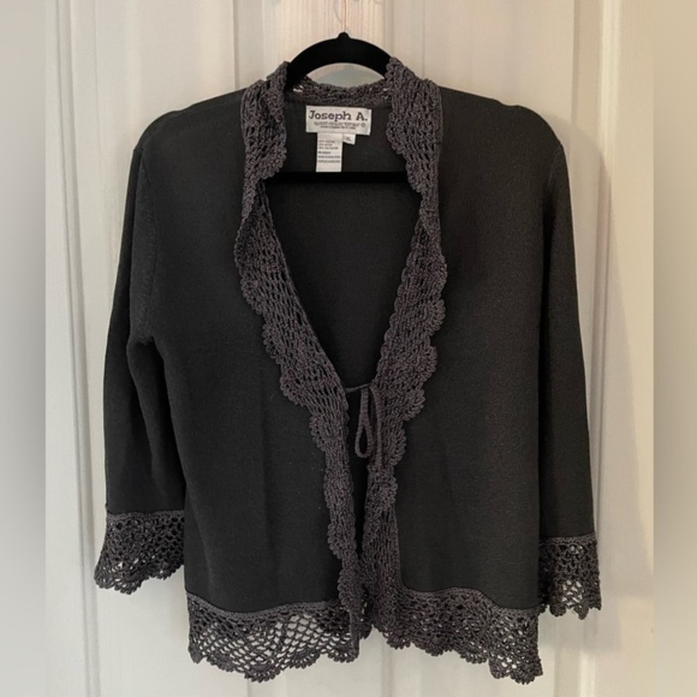 Dark gray coverup with a little sparkle.  Size XL.